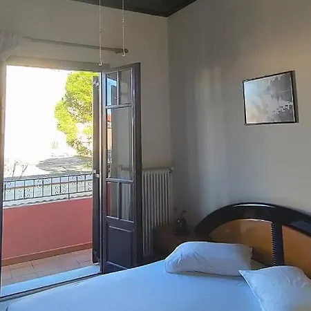Dellas The House With The Loft. Apartment Lixouri